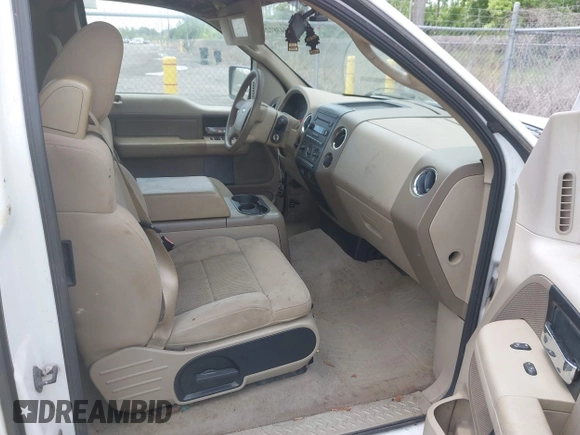 2006 Ford F-150 XL with VIN 1FTPX12V66NA95233, listed as a IAAI auction lot 42438729 with 456,788 mi miles and . Bid and sale history available at DreamBid. Image 5.