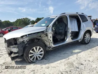2016 Volvo XC90 T6 Momentum with VIN YV4A22PK5G1035202, listed as a Copart auction lot 63037135 with 100,476 mi miles and Salvage title. Bid and sale history available at DreamBid. Image 1.