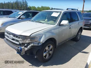 2009 Ford Escape Limited с VIN 1FMCU94G19KB10386, выставлен на аукционе IAAI как лот 42195097 с пробегом 208 095 миль миль и . История ставок и продаж доступна на DreamBid. Изображение 2.