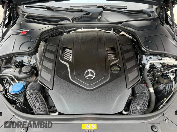 2019 Mercedes-Benz S-Class S 560 with VIN WDDXJ8GB0KA037165, listed as a Copart auction lot 41913785 with 163,094 mi miles and Clean Title. Bid and sale history available at carsss.com. Image 7.