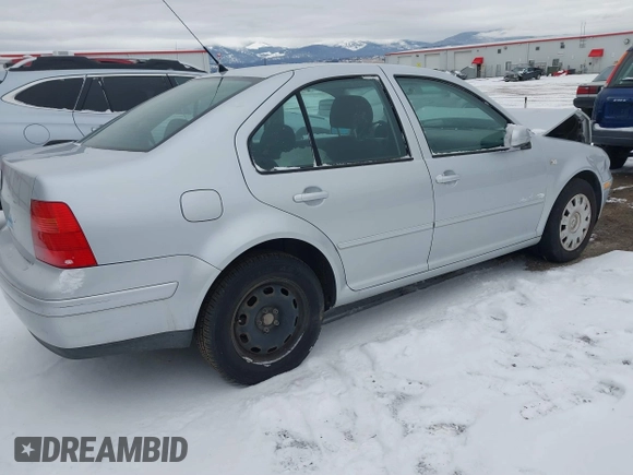 2003 Volkswagen Jetta GL with VIN 3VWRK69MX3M157057, listed as a IAAI auction lot 41472509 with Not provided miles and . Bid and sale history available at DreamBid. Image 4.