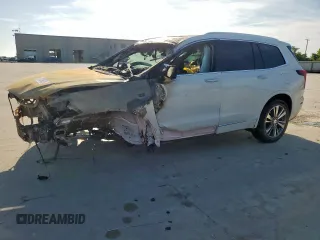 2022 Cadillac XT6 Premium Luxury z VIN 1GYKPCRS5NZ127513, wystawiony jako Copart lot #57785435 z przebiegiem Nie podano mil oraz Szkoda całkowita • Salvage title. Historia ofert i sprzedaży dostępna na DreamBid. Obrazek 1.