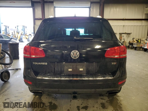 2011 Volkswagen Touareg Exec with VIN WVGFK9BP8BD003948, listed as a Copart auction lot 48285065 with 152,497 mi miles and Salvage Title. Bid and sale history available at DreamBid. Image 6.