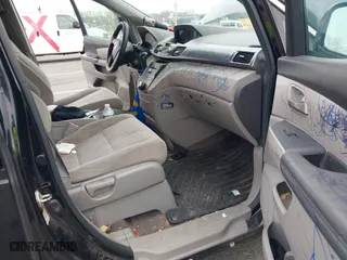 2012 Honda Odyssey EX with VIN 5FNRL5H47CB105451, listed as a IAAI auction lot 41872967 with 295,947 mi miles. Bid and sale history available at carsss.com. Image 5.