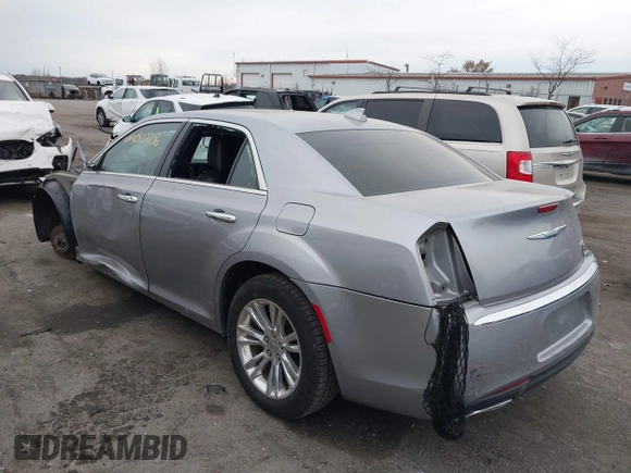 2016 Chrysler 300 with VIN 2C3CCAEGXGH322526, listed as a IAAI auction lot 40857706 with 40,879 mi miles. Bid and sale history available at carsss.com. Image 3.