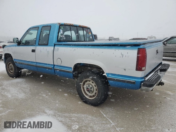 1992 GMC Sierra 2500 z VIN 2GTFK29K3N1539843, wystawiony jako Copart lot #45037335 z przebiegiem 146 355 mil mil oraz Szkody całkowita. Historia ofert i sprzedaży dostępna na DreamBid. Obrazek 2.