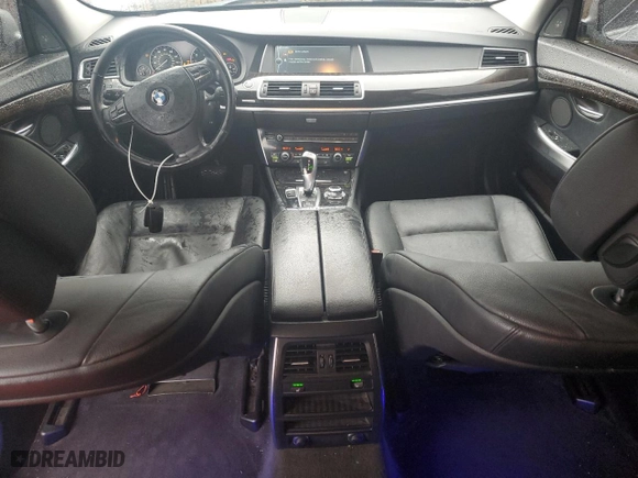 2010 BMW 5 Series Gran Turismo 535i with VIN WBASN2C59AC200739, listed as a Copart auction lot 43424375 with 132,813 mi miles and Salvage Title. Bid and sale history available at carsss.com. Image 8.