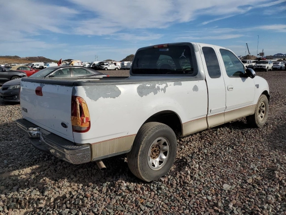 1999 Ford F-250 с VIN 1FTRX27L4XKA94798, выставлен на аукционе Copart как лот 78477414 с пробегом Не указан миль и Списание • Salvage title. История ставок и продаж доступна на DreamBid. Изображение 3.