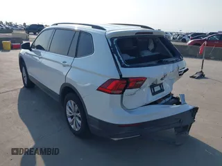 2018 Volkswagen Tiguan S with VIN 3VV1B7AX1JM119971, listed as a IAAI auction lot 42039977 with 108,932 mi miles and . Bid and sale history available at DreamBid. Image 3.