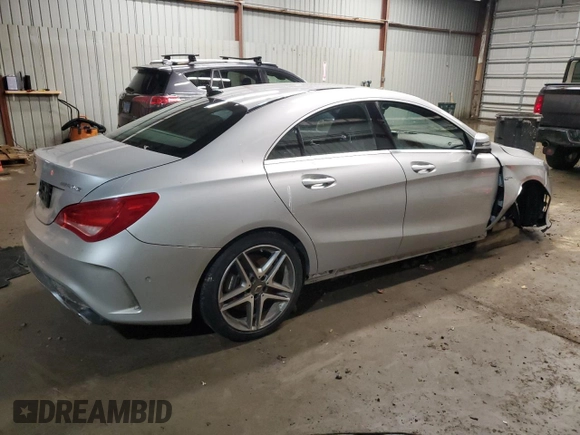 2014 Mercedes-Benz CLA 45 AMG z VIN WDDSJ5CB8EN094449, wystawiony jako Copart lot #46258665 z przebiegiem 114 363 mil mil oraz Szkoda całkowita • Salvage title. Historia ofert i sprzedaży dostępna na DreamBid. Obrazek 3.