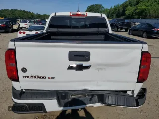 2020 Chevrolet Colorado 4WD LT with VIN 1GCGTCEN4L1109359, listed as a Copart auction lot 56664945 with 71,560 mi miles and Salvage title. Bid and sale history available at DreamBid. Image 6.