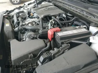 2019 Toyota Camry SE z VIN 4T1B11HK3KU847698, wystawiony jako IAAI lot #43421686 z przebiegiem 108 989 mil mil oraz . Historia ofert i sprzedaży dostępna na DreamBid. Obrazek 19.