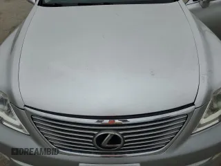 2007 Lexus LS 460 L z VIN JTHGL46F775001036, wystawiony jako Copart lot #53538495 z przebiegiem 133 138 mil mil oraz Szkody całkowita. Historia ofert i sprzedaży dostępna na DreamBid. Obrazek 11.