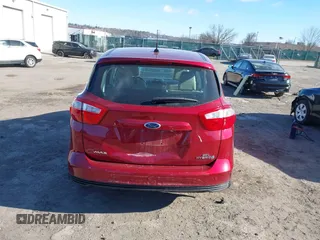 2016 Ford C-Max SEL with VIN 1FADP5BU0GL119160, listed as a IAAI auction lot 41633160 with 101,000 mi miles and . Bid and sale history available at DreamBid. Image 17.