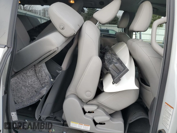 2018 Toyota Sienna XLE with VIN 5TDDZ3DC6JS199339, listed as a Copart auction lot 47839745 with 78,084 mi miles and Salvage Title. Bid and sale history available at carsss.com. Image 11.