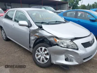 2009 Toyota Corolla z VIN JTDBL40E799052219, wystawiony jako IAAI lot #42643095 z przebiegiem 103 370 mil mil oraz . Historia ofert i sprzedaży dostępna na DreamBid. Obrazek 1.
