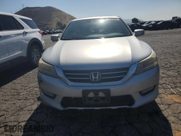 2015 Honda Accord Touring with VIN 1HGCR3F96FA020025, listed as a Copart auction lot 54986945 with 199,916 mi miles and Clean title. Bid and sale history available at DreamBid. Image 5.