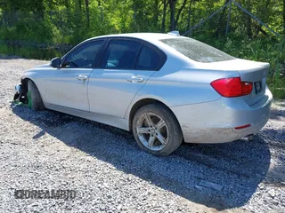 2013 BMW 3 Series 328i xDrive with VIN WBA3B5C53DF593056, listed as a IAAI auction lot 42560965 with 130,644 mi miles and . Bid and sale history available at DreamBid. Image 3.