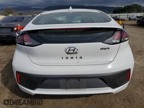 2020 Hyundai Ioniq SE with VIN KMHC65LD0LU194805, listed as a Copart auction lot 43444025 with 130,155 mi miles and Salvage title. Bid and sale history available at DreamBid. Image 6.