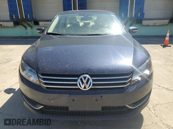 2014 Volkswagen Passat SE with VIN 1VWBT7A32EC048264, listed as a Copart auction lot 53511665 with 170,842 mi miles and Clean title. Bid and sale history available at DreamBid. Image 5.