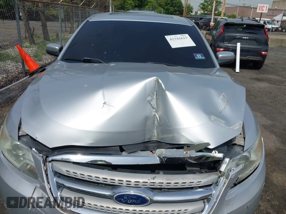 2010 Ford Taurus SEL с VIN 1FAHP2EW3AG156815, выставлен на аукционе IAAI как лот 42342615 с пробегом 152 870 миль миль и . История ставок и продаж доступна на DreamBid. Изображение 10.