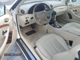 2005 Mercedes-Benz CLK 320 z VIN WDBTJ65J25F148135, wystawiony jako Copart lot #56236335 z przebiegiem 102 046 mil mil oraz Szkoda całkowita • Salvage title. Historia ofert i sprzedaży dostępna na DreamBid. Obrazek 8.