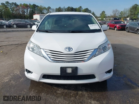 2015 Toyota Sienna LE AAS with VIN 5TDKK3DC2FS590667, listed as a IAAI auction lot 41997673 with 169,828 mi miles. Bid and sale history available at carsss.com. Image 12.