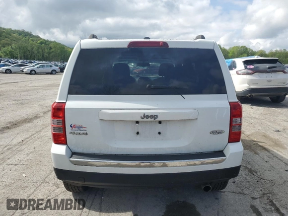 2016 Jeep Patriot High Altitude with VIN 1C4NJRFB0GD552651, listed as a Copart auction lot 55886435 with 105,735 mi miles and Clean Title. Bid and sale history available at DreamBid. Image 6.