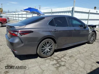 2023 Toyota Camry SE z VIN 4T1G11AK9PU832730, wystawiony jako Copart lot #49294455 z przebiegiem 46 194 mil mil oraz Szkoda całkowita • Salvage title. Historia ofert i sprzedaży dostępna na DreamBid. Obrazek 3.