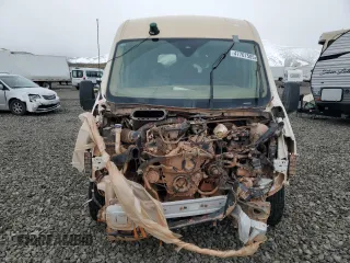 2023 Ford Transit Passenger XL with VIN 1FBAX2C83PKB04126, listed as a Copart auction lot 47767505 with 5,758 mi miles and Salvage Title. Bid and sale history available at DreamBid. Image 5.