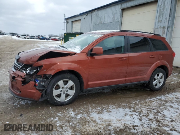 2013 Dodge Journey SE Plus with VIN 3C4PDCABXDT613045, listed as a Copart auction lot 88602235 with 255,617 mi miles and Salvage title. Bid and sale history available at DreamBid. Image 1.