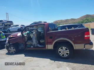 2005 Ford F-150 XLT с VIN 1FTPW12555FA43345, выставлен на аукционе IAAI как лот 42199915 с пробегом Не указан миль и . История ставок и продаж доступна на DreamBid. Изображение 14.