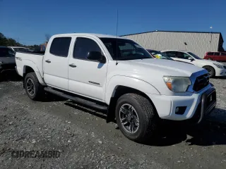 2014 Toyota Tacoma PreRunner with VIN 5TFJU4GN3EX062976, listed as a Copart auction lot 48782405 with 204,571 mi miles and Salvage Title. Bid and sale history available at carsss.com. Image 4.