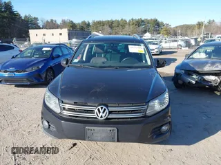 2016 Volkswagen Tiguan S z VIN WVGBV7AX9GW615535, wystawiony jako IAAI lot #41773789 z przebiegiem 137 617 mil mil oraz . Historia ofert i sprzedaży dostępna na DreamBid. Obrazek 12.