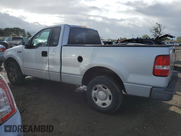 2005 Ford F-150 XL with VIN 1FTRF12215NB82988, listed as a Copart auction lot 51178775 with 228,385 mi miles and Clean Title. Bid and sale history available at carsss.com. Image 2.
