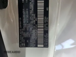 2018 Toyota Land Cruiser z VIN JTMCY7AJ5J4068164, wystawiony jako Copart lot #54444965 z przebiegiem 105 323 mil mil oraz Szkody całkowita. Historia ofert i sprzedaży dostępna na DreamBid. Obrazek 13.