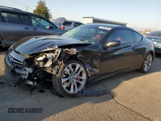 2013 Hyundai Genesis Coupe R-Spec z VIN KMHHT6KD4DU111402, wystawiony jako Copart lot #48752935 z przebiegiem 104 119 mil mil oraz Szkoda całkowita • Salvage title. Historia ofert i sprzedaży dostępna na DreamBid. Obrazek 1.