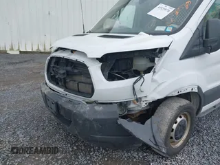 2017 Ford Transit z VIN 1FTBW2XM7HKA19849, wystawiony jako IAAI lot #41929570 z przebiegiem 163 907 mil mil oraz . Historia ofert i sprzedaży dostępna na DreamBid. Obrazek 6.