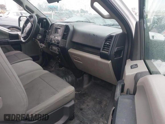 2015 Ford F-150 XL with VIN 1FTEX1C80FKE54884, listed as a IAAI auction lot 41739104 with 177,131 mi miles. Bid and sale history available at carsss.com. Image 5.