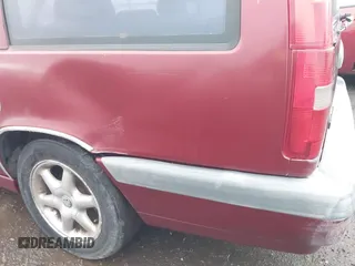 1996 Volvo 850 с VIN YV1LW5546T2231055, выставлен на аукционе IAAI как лот 41468752 с пробегом 133 918 миль миль и . История ставок и продаж доступна на DreamBid. Изображение 12.