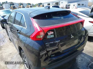 2020 Mitsubishi Eclipse Cross ES z VIN JA4AS3AAXLZ033153, wystawiony jako IAAI lot #41885706 z przebiegiem 106 720 mil mil oraz . Historia ofert i sprzedaży dostępna na DreamBid. Obrazek 16.