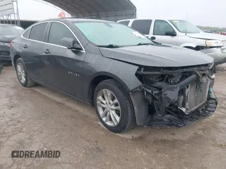 2018 Chevrolet Malibu LT z VIN 1G1ZD5ST2JF114542, wystawiony jako IAAI lot #41101370 z przebiegiem 102 413 mil mil oraz . Historia ofert i sprzedaży dostępna na DreamBid. Obrazek 1.