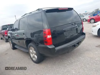 2008 Chevrolet Tahoe LTZ с VIN 1GNFC13018R151706, выставлен на аукционе IAAI как лот 41234053 с пробегом Не указан миль и . История ставок и продаж доступна на DreamBid. Изображение 3.