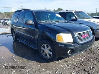 2003 GMC Envoy XL SLE with VIN 1GKES16S336222083, listed as a IAAI auction lot 41175612 with 323,364 mi miles. Bid and sale history available at carsss.com. Image 1.