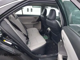 2015 Toyota Camry XLE with VIN 4T1BF1FK7FU079685, listed as a IAAI auction lot 41998976 with 109,489 mi miles. Bid and sale history available at carsss.com. Image 8.