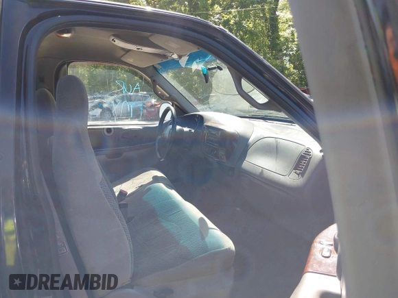 2000 Ford F-150 XL with VIN 1FTRF17L6YKA00872, listed as a IAAI auction lot 42195407 with 210,209 mi miles and . Bid and sale history available at DreamBid. Image 5.