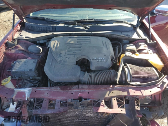 2019 Chrysler 300 Limited with VIN 2C3CCAEG1KH563013, listed as a Copart auction lot 48210235 with 169,341 mi miles and Salvage Title. Bid and sale history available at DreamBid. Image 12.