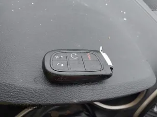 2014 Jeep Cherokee Limited с VIN 1C4PJMDS8EW277675, выставлен на аукционе IAAI как лот 42386903 с пробегом 136 637 миль миль и . История ставок и продаж доступна на DreamBid. Изображение 11.
