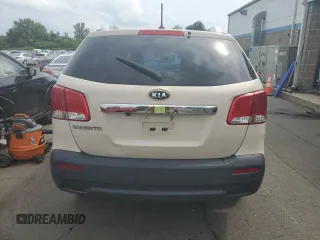 2011 Kia Sorento LX with VIN 5XYKTDA24BG141822, listed as a Copart auction lot 61693074 with 168,509 mi miles and Salvage Title. Bid and sale history available at carsss.com. Image 6.