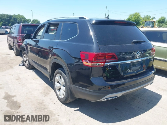 2018 Volkswagen Atlas SE с VIN 1V2KR2CA4JC519792, выставлен на аукционе IAAI как лот 42663715 с пробегом 124 682 миль миль и . История ставок и продаж доступна на DreamBid. Изображение 3.